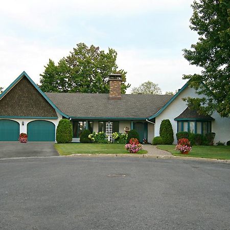 B&B Aux Deux Pignons Donnacona 외부 사진